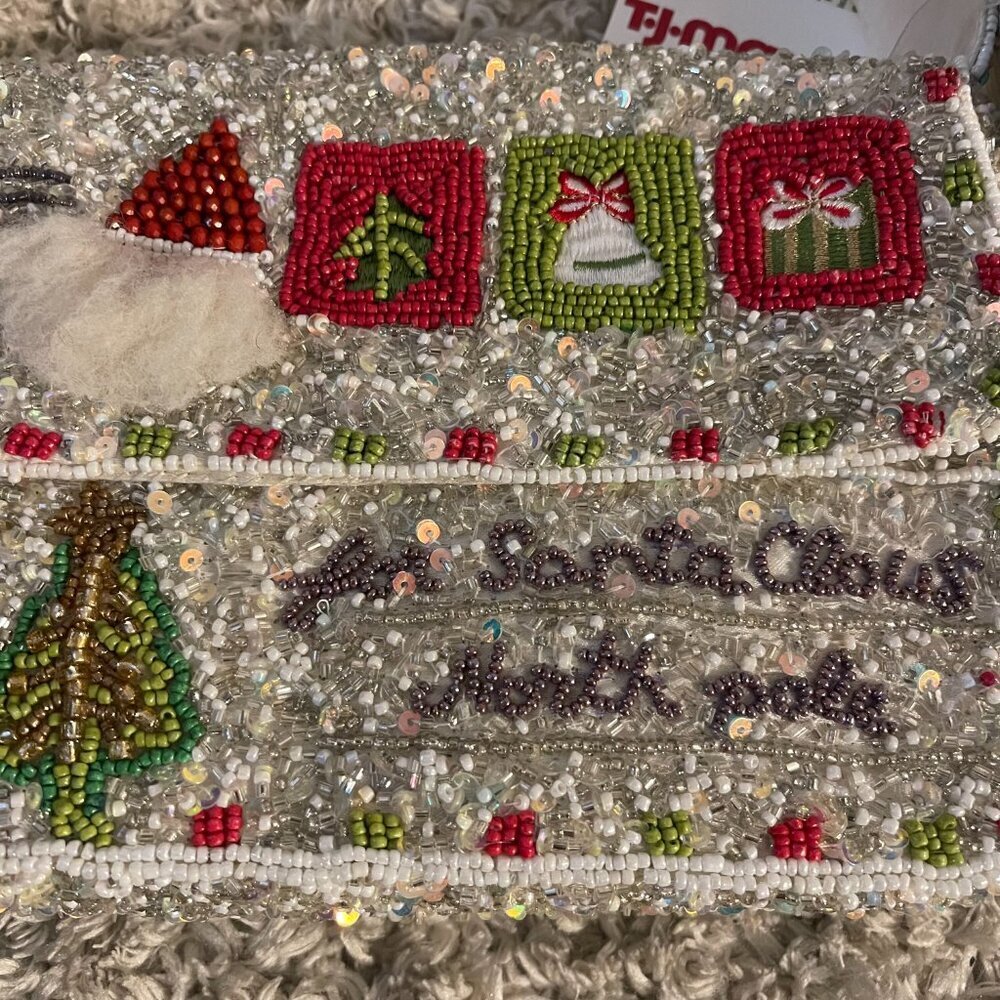 🎄 NEW Hand-Beaded Christmas Handbag | Handmade in India - Picture 2 of 8